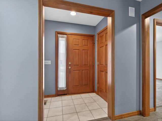 3588 Westport Drive, New Haven, IN 46774