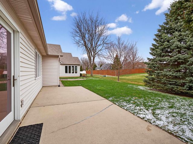 3588 Westport Drive, New Haven, IN 46774