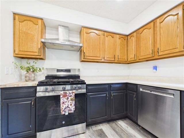 1302 W Rogers Avenue, Harrison, AR 72601