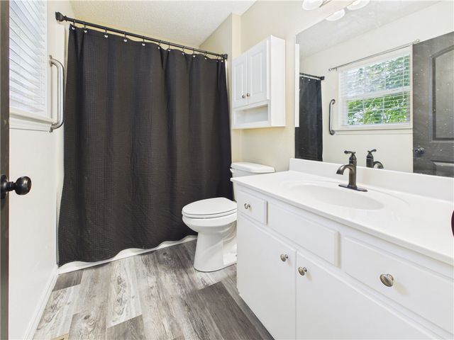 1302 W Rogers Avenue, Harrison, AR 72601