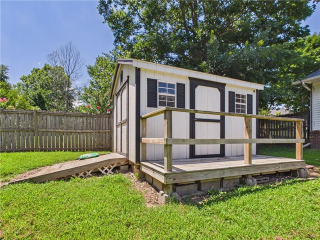 1302 W Rogers Avenue, Harrison, AR 72601