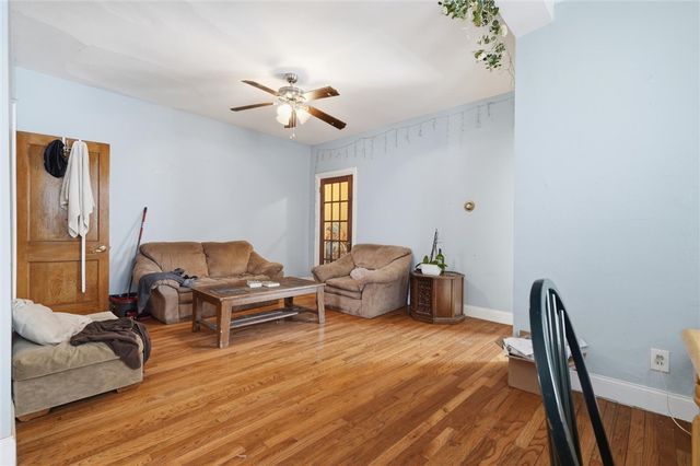 338 Hastings St, Point Breeze, PA 15206