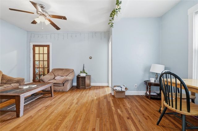 338 Hastings St, Point Breeze, PA 15206