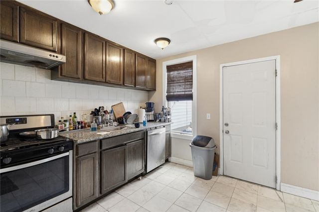 338 Hastings St, Point Breeze, PA 15206