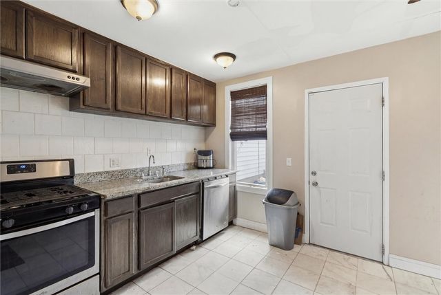 338 Hastings St, Point Breeze, PA 15206