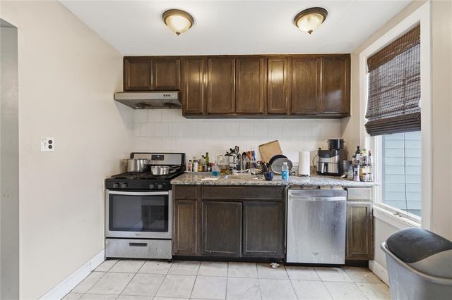 338 Hastings St, Point Breeze, PA 15206