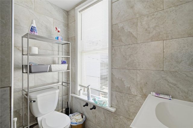 338 Hastings St, Point Breeze, PA 15206