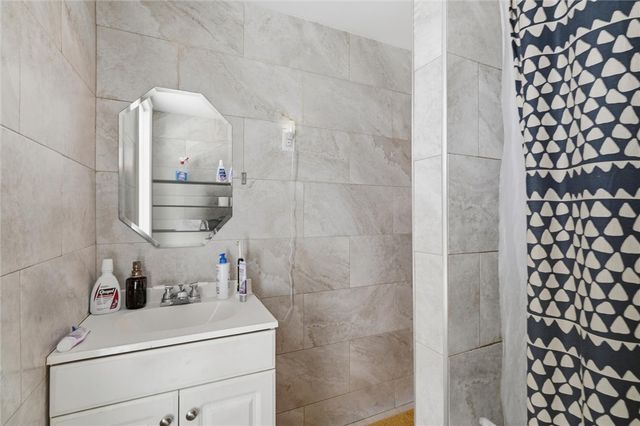 338 Hastings St, Point Breeze, PA 15206