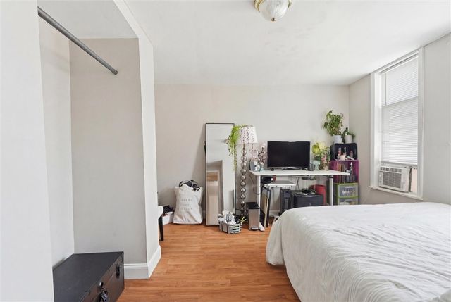 338 Hastings St, Point Breeze, PA 15206