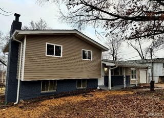 2836 Harmony Ridge Drive, Arnold, MO 63010