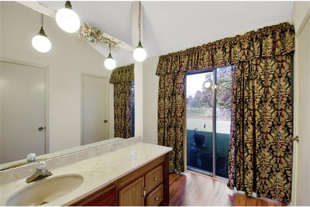 22118 Meadowhill Drive, Spring, TX 77389