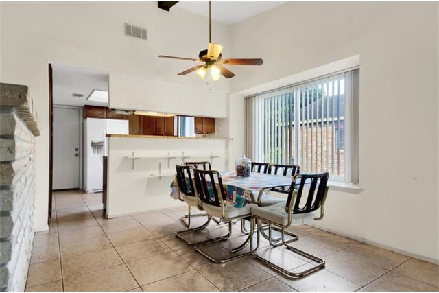 22118 Meadowhill Drive, Spring, TX 77389