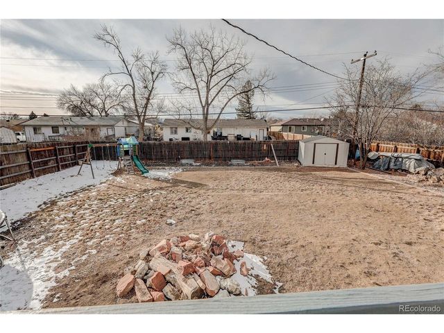 3323 N Colorado Ave, Loveland, CO 80538