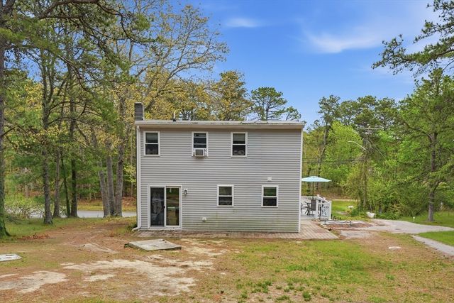 2 Great Wind Dr, Plymouth, MA 02360