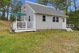 2 Great Wind Dr, Plymouth, MA 02360