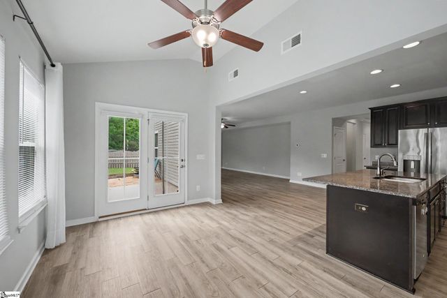 425 Sandusky Lane, Simpsonville, SC 29680