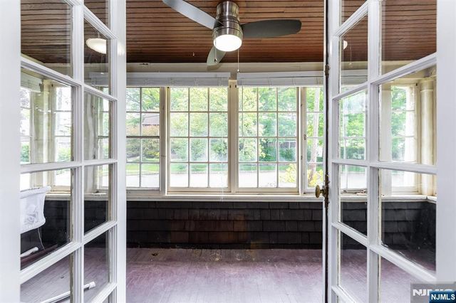 56 Walnut Crescent 1, Montclair, NJ 07042