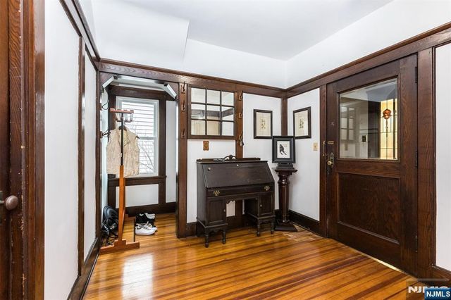 56 Walnut Crescent 1, Montclair, NJ 07042
