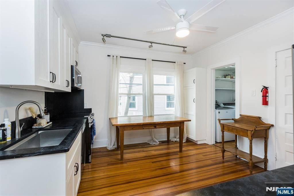 56 Walnut Crescent 1, Montclair, NJ 07042