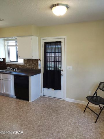 1710 Illinois Avenue, Lynn Haven, FL 32444