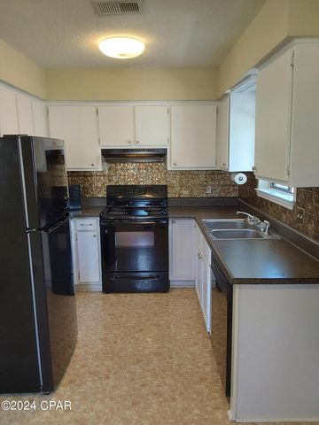 1710 Illinois Avenue, Lynn Haven, FL 32444