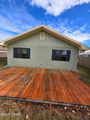 1710 Illinois Avenue, Lynn Haven, FL 32444