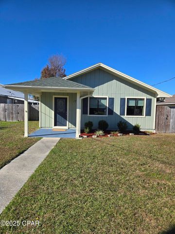 1710 Illinois Avenue, Lynn Haven, FL 32444