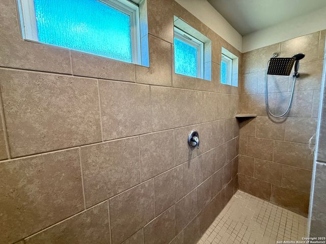 807 Blue Landing, San Antonio, TX 78221