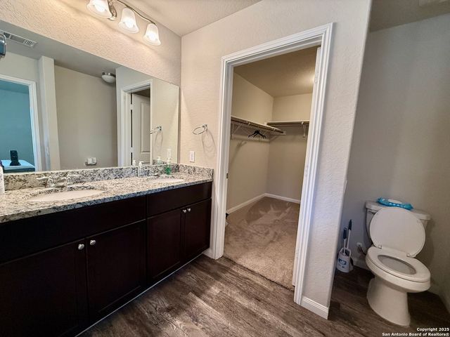 807 Blue Landing, San Antonio, TX 78221