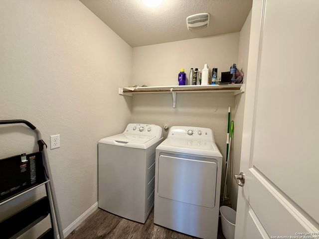 807 Blue Landing, San Antonio, TX 78221