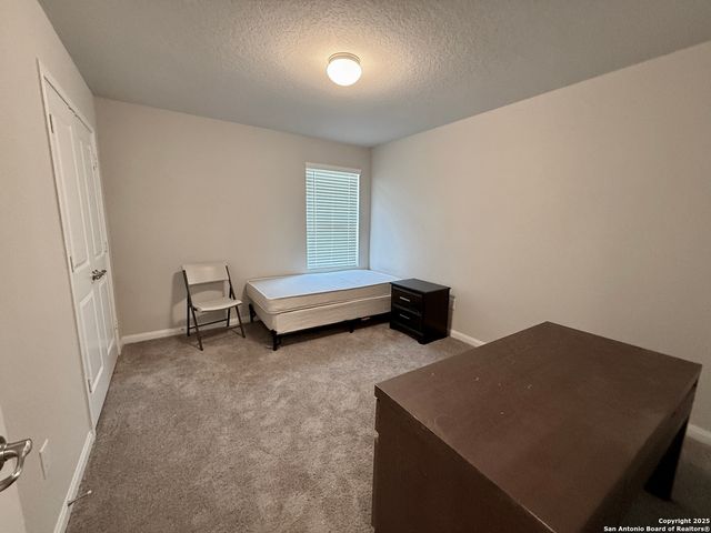 807 Blue Landing, San Antonio, TX 78221