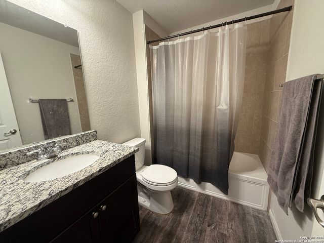 807 Blue Landing, San Antonio, TX 78221