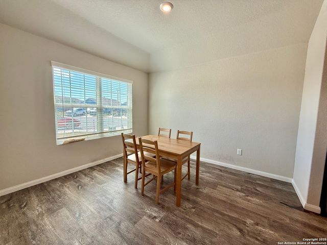 807 Blue Landing, San Antonio, TX 78221