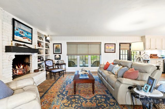 219 W Rosetta Avenue, Foley, AL 36535