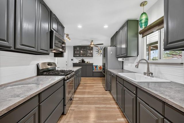 4831 Jan Dr, Carmichael, CA 95608