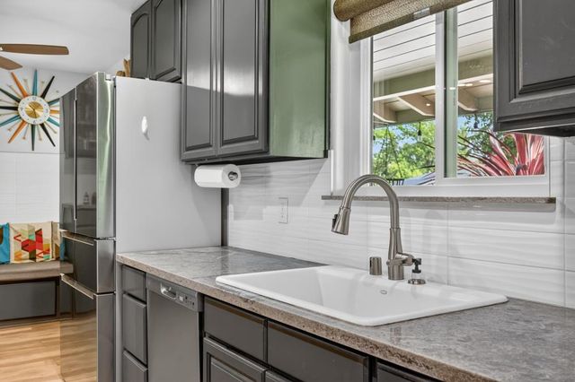 4831 Jan Dr, Carmichael, CA 95608