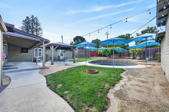 4831 Jan Dr, Carmichael, CA 95608