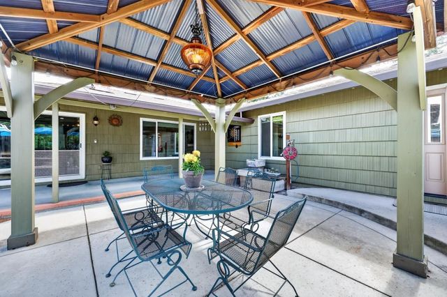 4831 Jan Dr, Carmichael, CA 95608