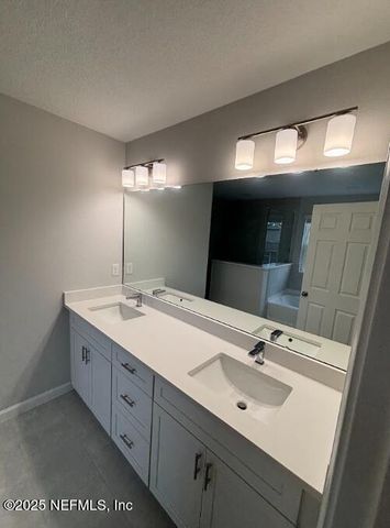 1283 JEWELSTONE Lane, Jacksonville, FL 32221