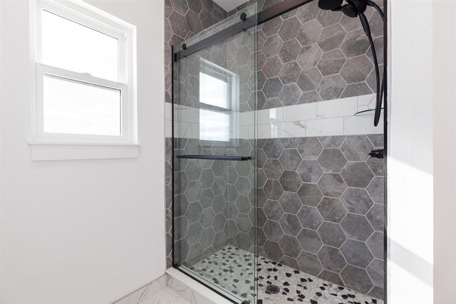 4823 Thompson Heights Drive, Adrian, MI 49221