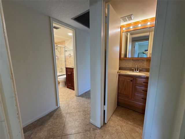 2021 Ashby D 2021, Deerfield Beach, FL 33442