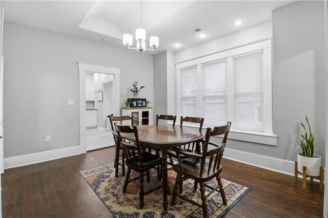 7 E Ottawa Street, Paola, KS 66071