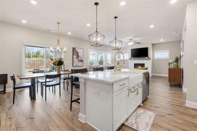 515 Cobblestone Court, Canton, GA 30115