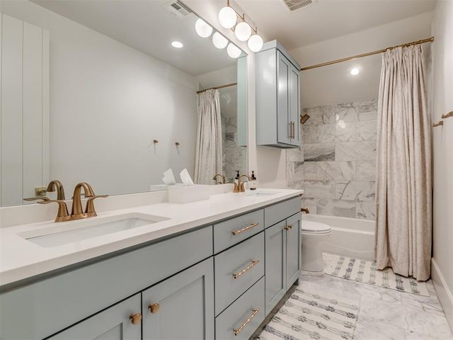 120 Lower Green Way, Carlton Landing, OK 74432