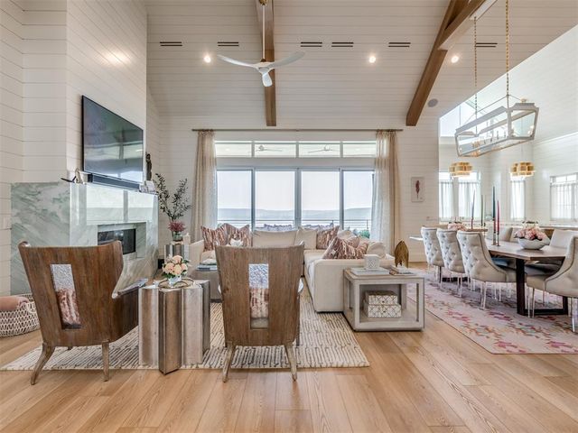 120 Lower Green Way, Carlton Landing, OK 74432