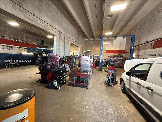 1750 W 41st Street, Hialeah, FL 33012