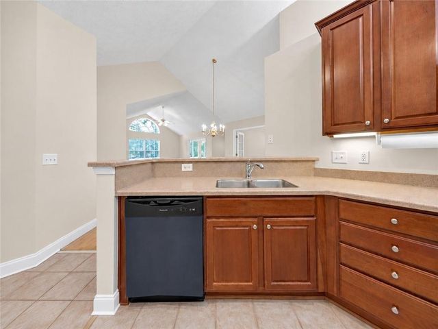 142 Vintage Club Circle, Marietta, GA 30066