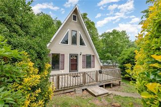 9818 W Pine Street, Lowgap, NC 27024