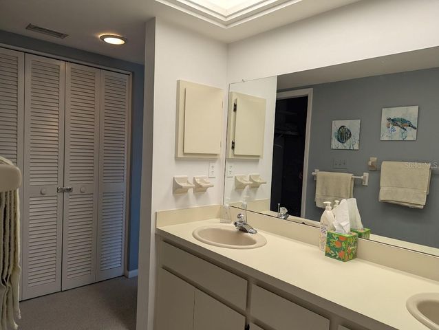 8101 BARDMOOR PLACE 204H, Seminole, FL 33777