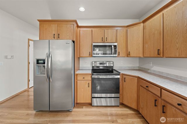 1602 12th Avenue NW, Puyallup, WA 98371